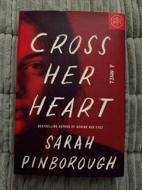 Cross Her Heart book by Sarah Pinsborough